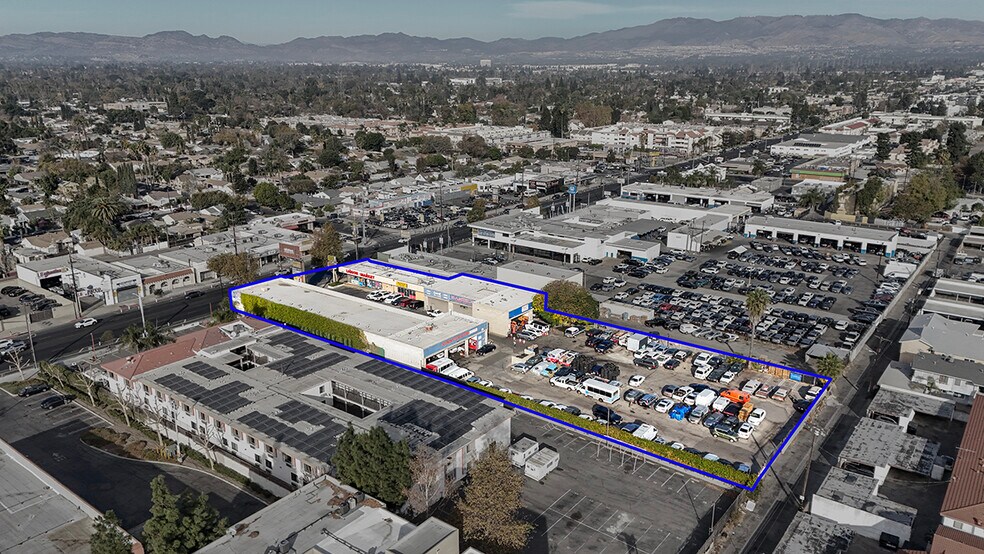 More Photos Of , Reseda General Retail For Sale