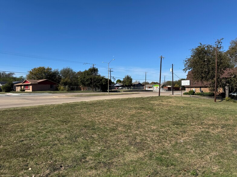 More Photos Of 6352 Bonnie View Rd, Dallas Land For Sale