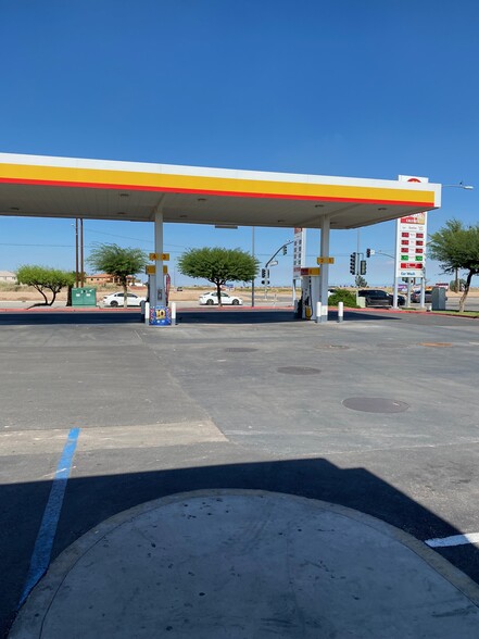 Primary Photo Of 1098 Cole Rd, Calexico Convenience Store For Sale