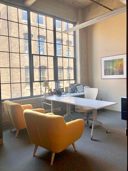 More Photos Of 224-246 E Chicago St, Milwaukee Loft Creative Space For Lease