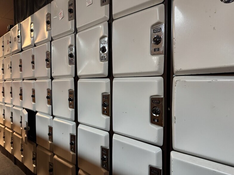 More Photos Of 68290 S Main St, Iron River General Retail For Sale