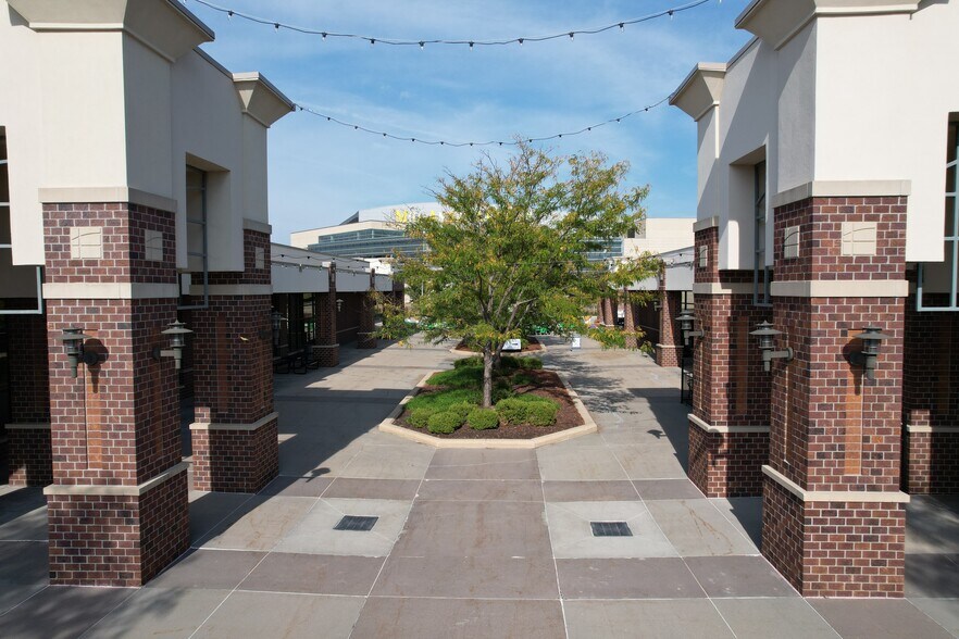 More Photos Of 20-40 Arena Center, Council Bluffs Unknown For Lease