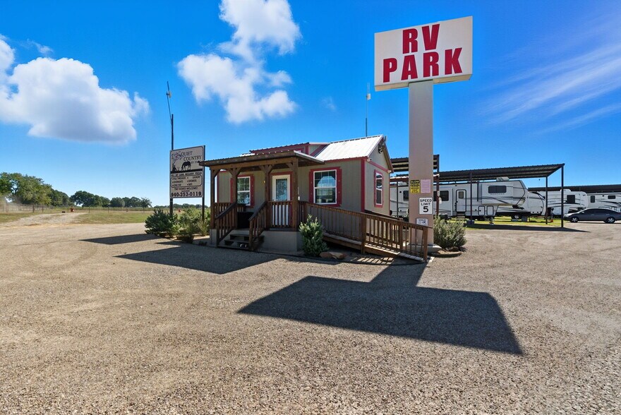 More Photos Of 351 My Ln, Millsap Trailer Camper Park For Sale