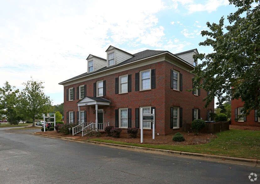 More Photos Of 2547 Lafayette Plaza Dr, Albany Unknown For Lease