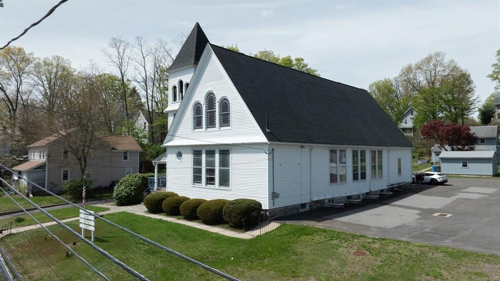More Photos Of 517 West St, Bristol Religious Facility For Sale