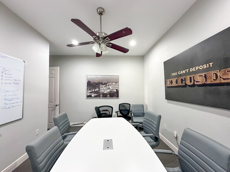 More Photos Of 180 Fitzgerald Rd, Lakeland Office For Sale