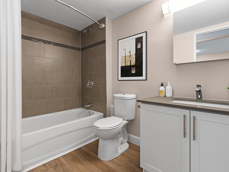 More Photos Of 360 Croydon Ave, Ottawa Apartments For Lease