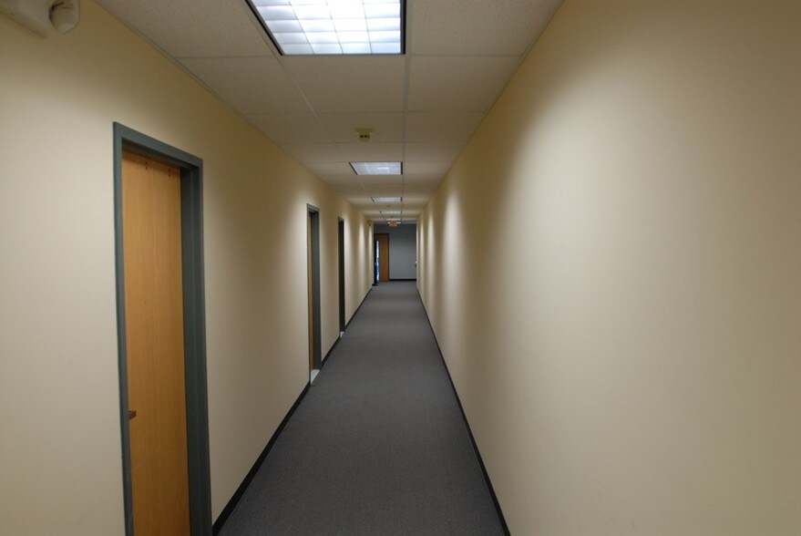 More Photos Of 1021 Watervliet Shaker Rd, Schenectady Office For Lease