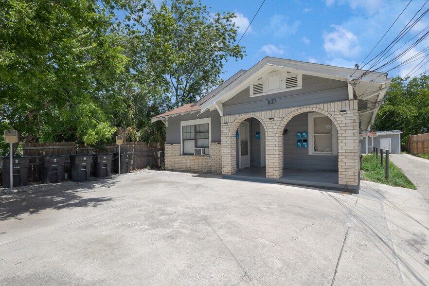 More Photos Of 827 W Rosewood Ave, San Antonio Apartments For Sale