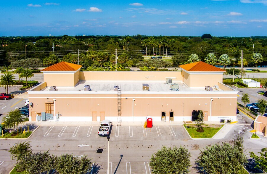 More Photos Of 11050 Griffin Rd, Cooper City Freestanding For Lease