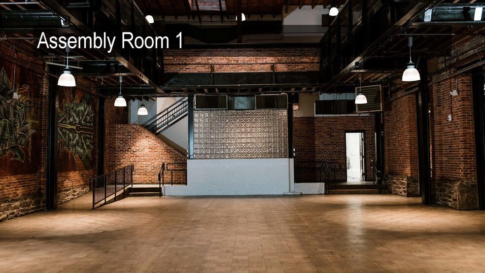 More Photos Of 316-318 Guilford Ave, Baltimore Bar For Sale
