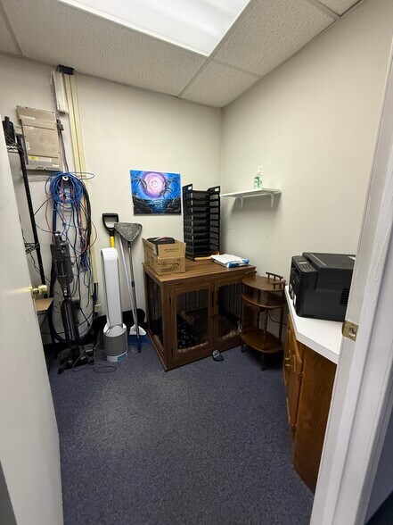 More Photos Of 800 Main St, Hellertown Office For Lease