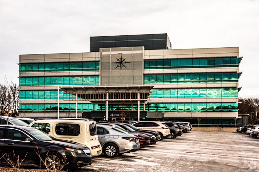 More Photos Of 9800 Metcalf Ave, Overland Park Office For Lease