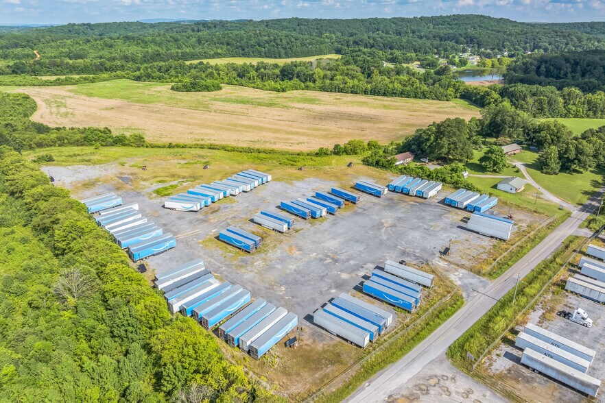 More Photos Of 390 Johnson Lake Rd, Adairsville Land For Lease