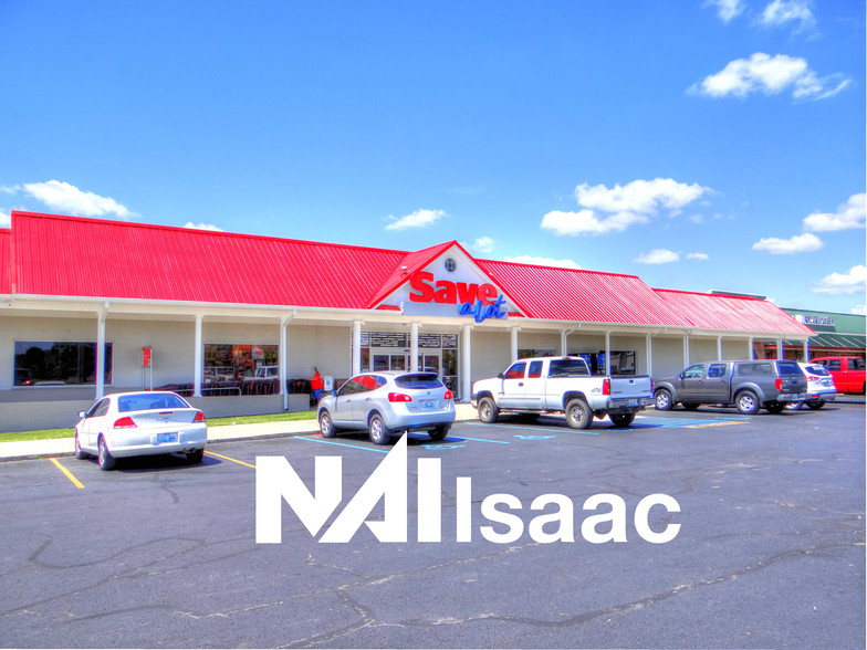 Primary Photo Of 150 Pleasant Retreat Dr, Lancaster Supermarket For Lease