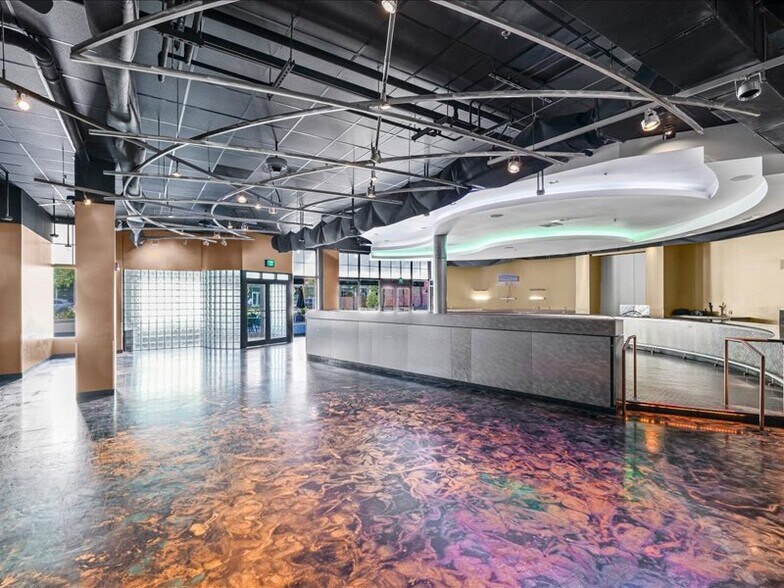 More Photos Of 1 E Main St, Champaign Office Residential For Lease