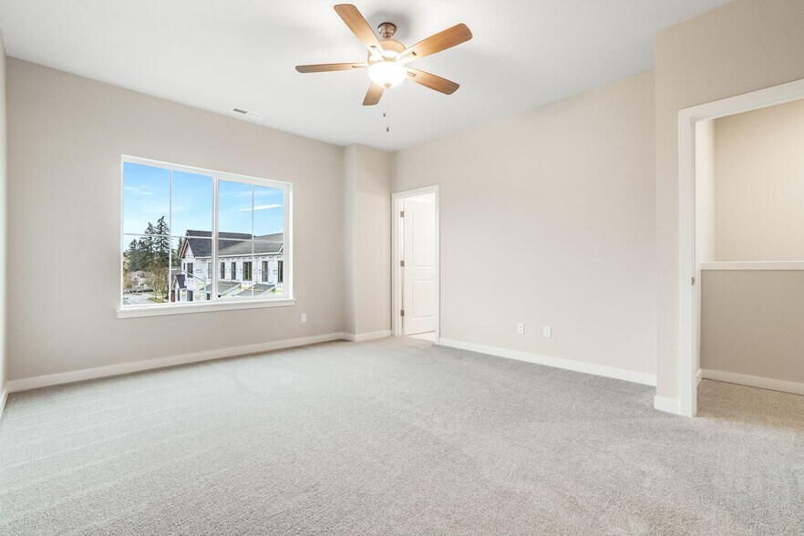 More Photos Of 16933 SW 132nd Ter, Tigard Apartments For Sale