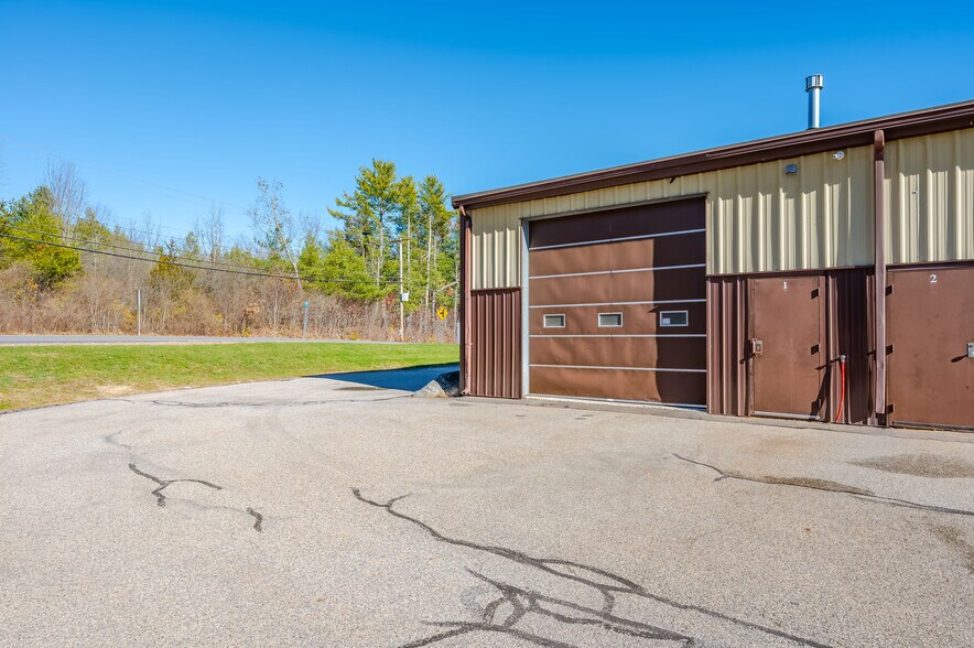 More Photos Of 16 Kingston Rd, Exeter Light Manufacturing For Sale