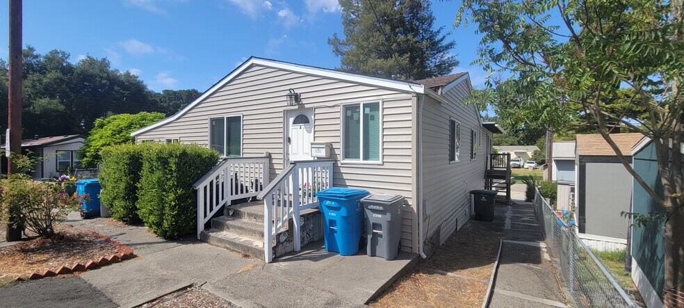 More Photos Of 6070 Old Redwood Hwy, Penngrove Manufactured Housing Mobile Home Park For Sale
