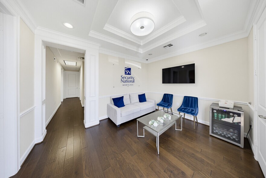 More Photos Of 1526 Katy Gap Rd, Katy Office For Sale
