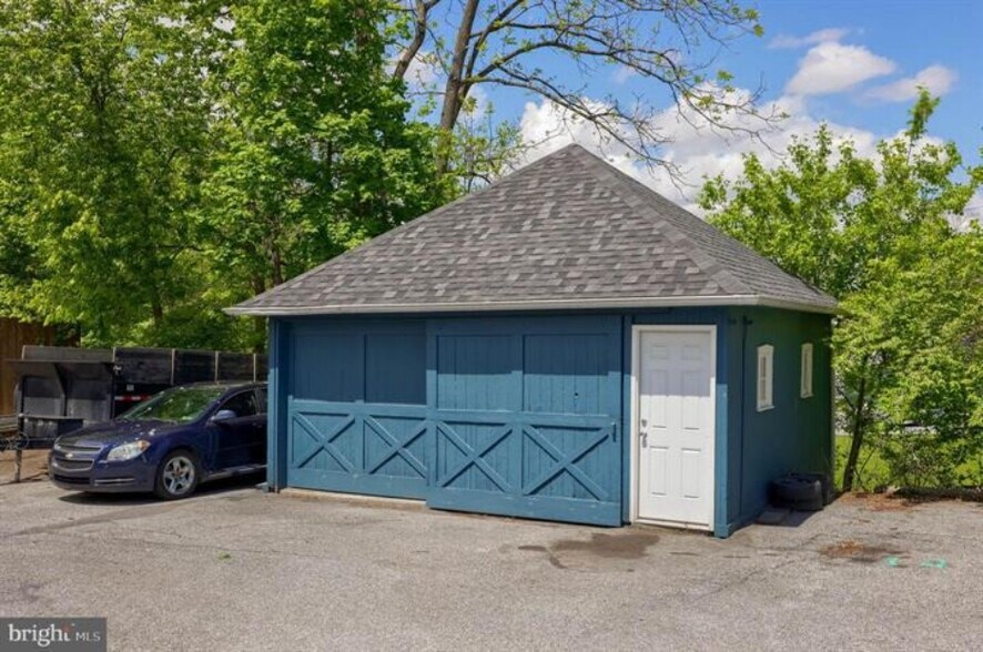 More Photos Of 938 Lititz Pike, Lititz Flex For Sale
