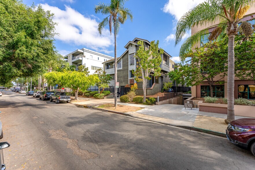 More Photos Of 4045 3rd Ave, San Diego Medical For Lease