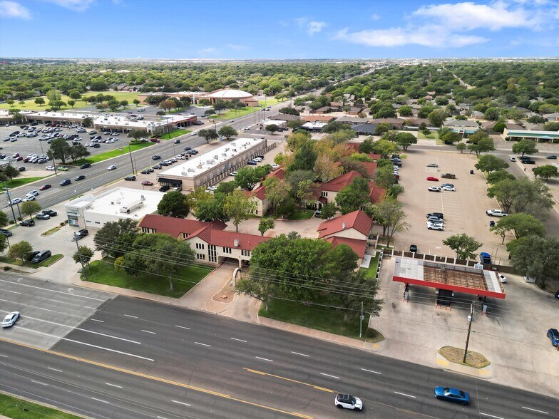 More Photos Of 8008 Slide Rd, Lubbock Office For Sale
