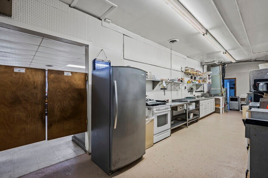More Photos Of 150 Highway 400, Mill City Trailer Camper Park For Sale