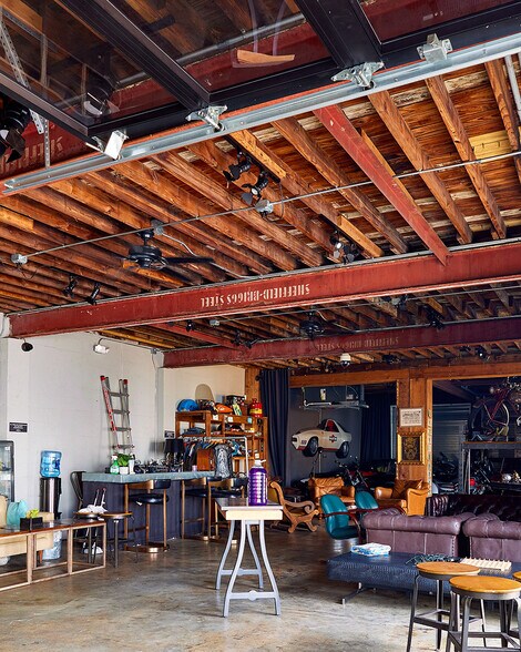 More Photos Of 230 NW 71st St, Miami Warehouse For Lease