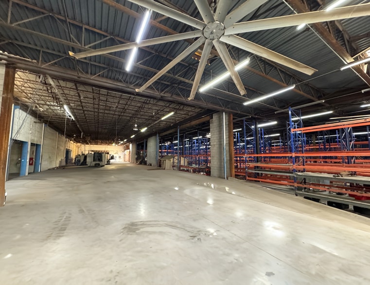 More Photos Of 260 S Hibbert St, Mesa Warehouse For Sale