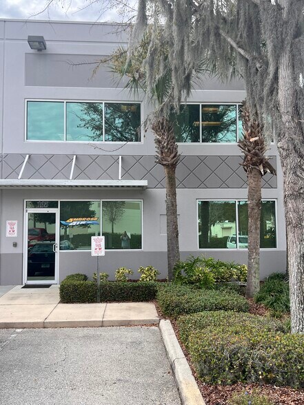 More Photos Of 6457 Hazeltine National Dr, Orlando Warehouse For Sale