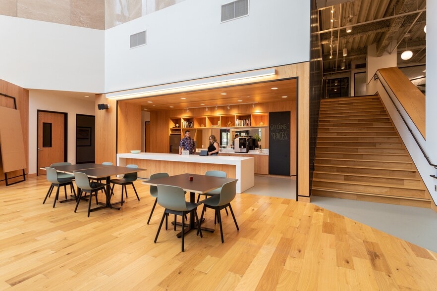 More Photos Of 1420 Kettner Blvd, San Diego Coworking Space