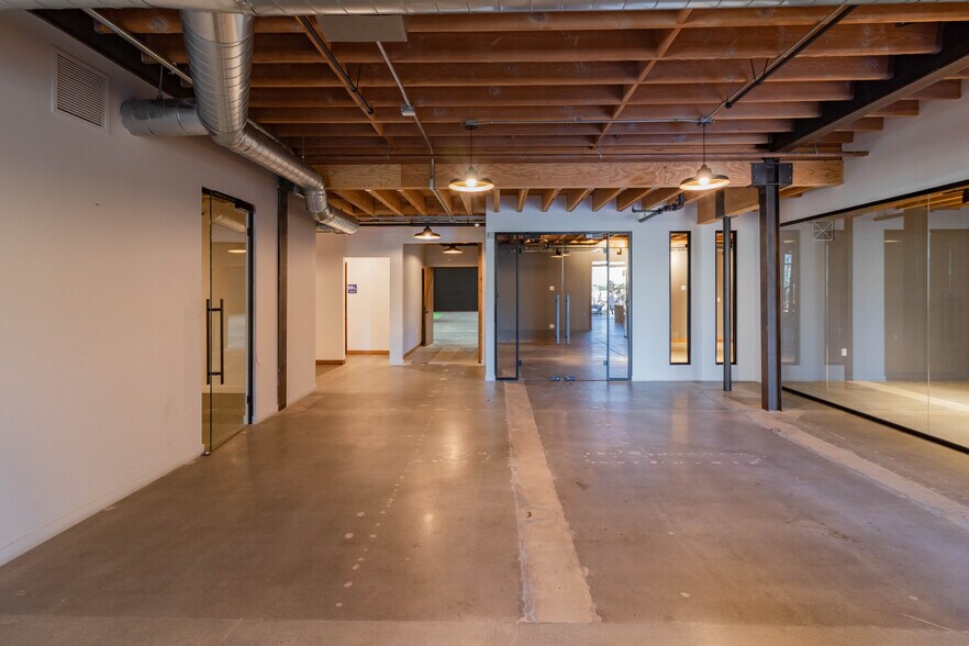 More Photos Of 3322 La Cienega Pl, Los Angeles Loft Creative Space For Sale