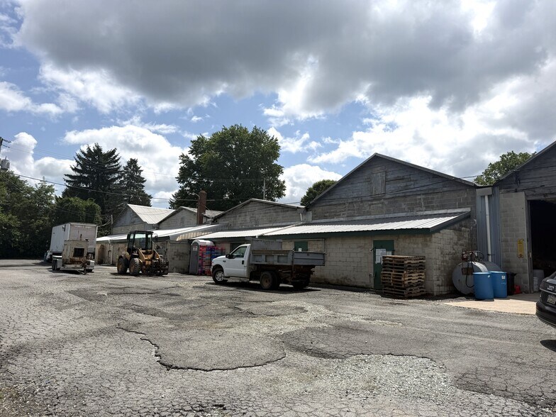 More Photos Of 1069 Newark Rd, Toughkenamon Industrial For Sale