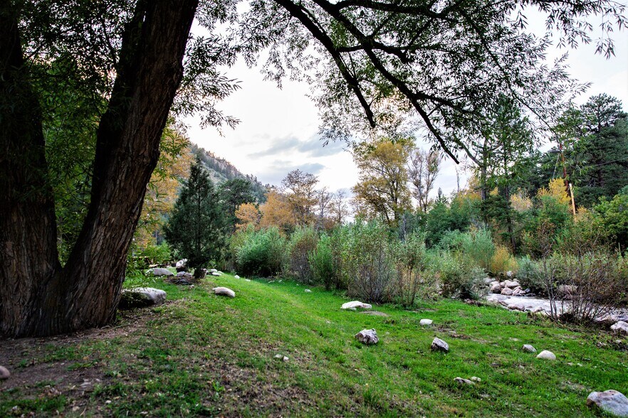 More Photos Of 1607-9 US Highway 34, Drake Trailer Camper Park For Sale