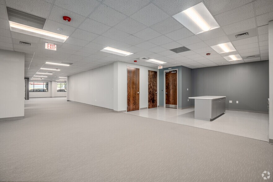 More Photos Of 1520 E Franklin St, Chapel Hill Unknown For Lease