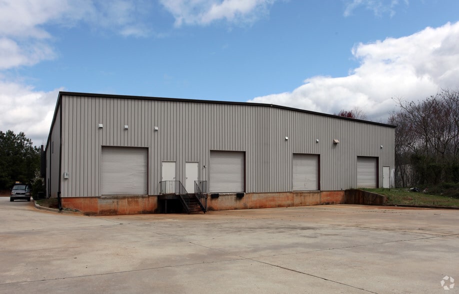 More Photos Of 205-211 Mcdonough Pky, McDonough Unknown For Lease