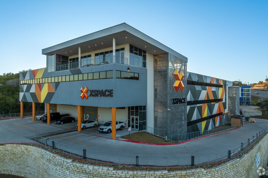 More Photos Of 4229 N FM 620 Hwy, Austin Showroom For Sale