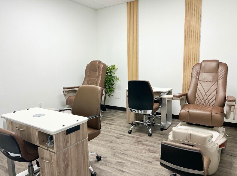 More Photos Of 12280 Broadway St, Pearland Medical For Lease
