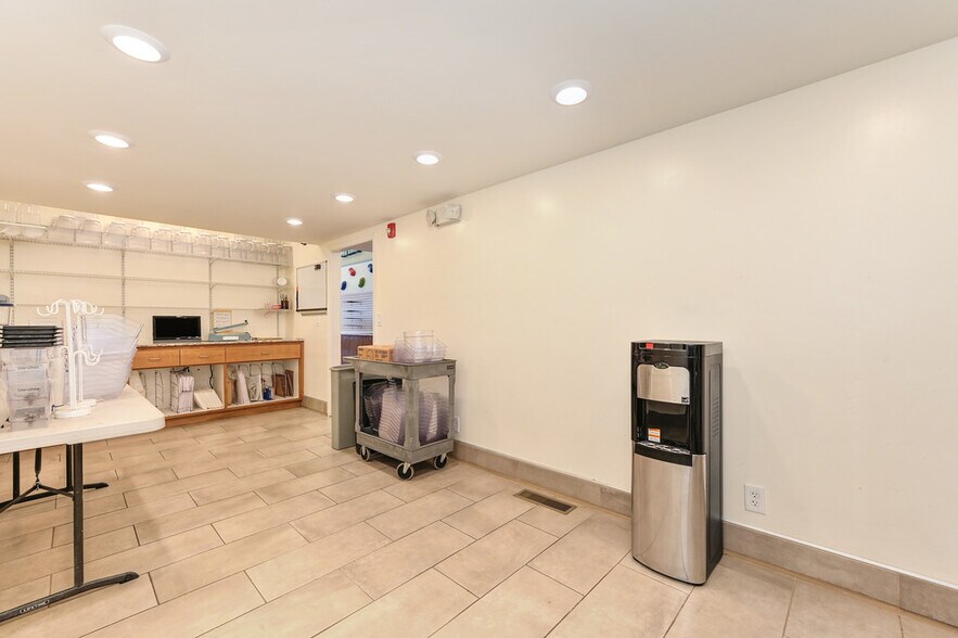 More Photos Of 27 S Main St, Colfax Storefront For Lease