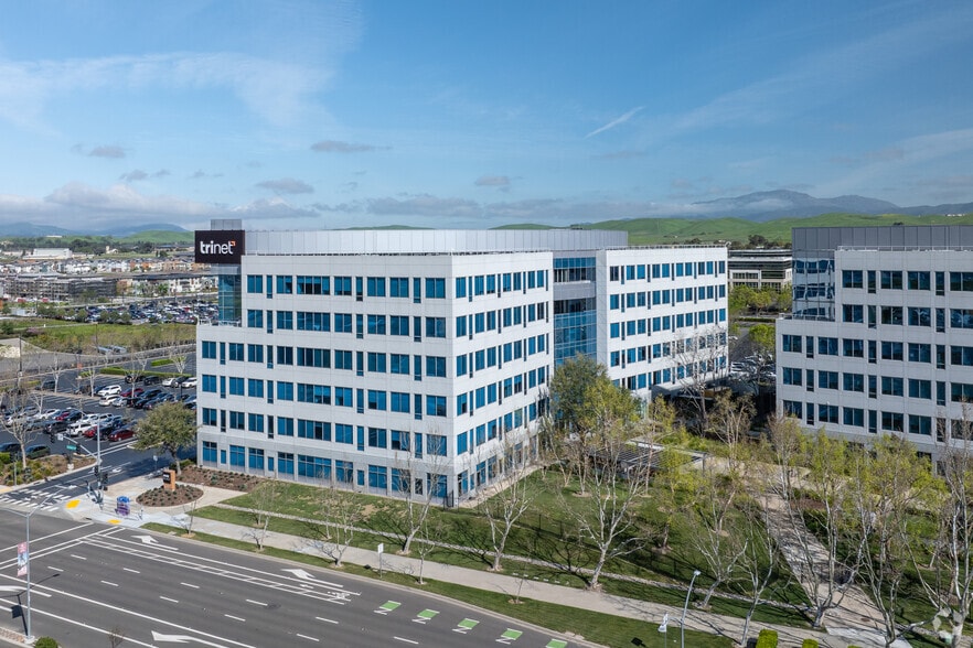 More Photos Of 1 Park Pl, Dublin Office For Lease