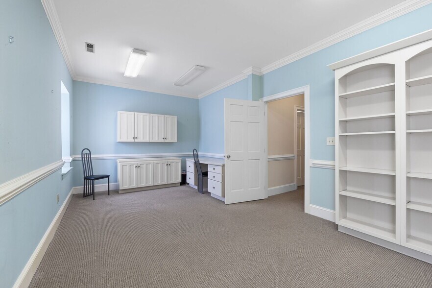 More Photos Of 4004 Barrett Dr, Raleigh Office For Lease