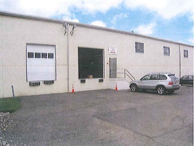 Primary Photo Of 40 Colorado St, Clifton Warehouse For Lease