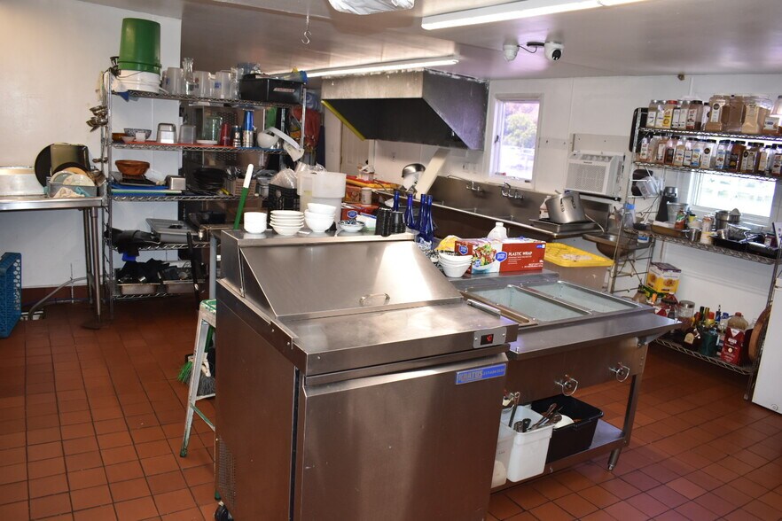More Photos Of 6136 Tilghman Island Rd, Tilghman Restaurant For Sale