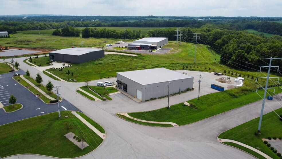 More Photos Of 311 Corporate Dr, Shelbyville Warehouse For Sale