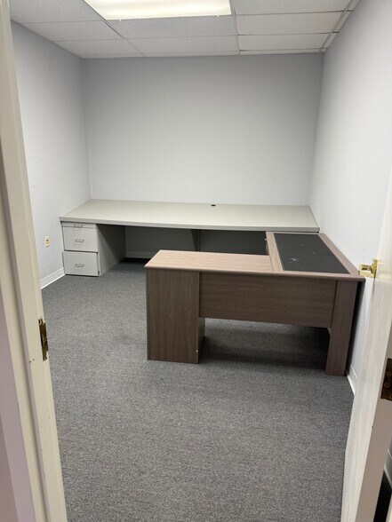 More Photos Of 2665 Pine Grove Rd, Cumming Flex For Lease