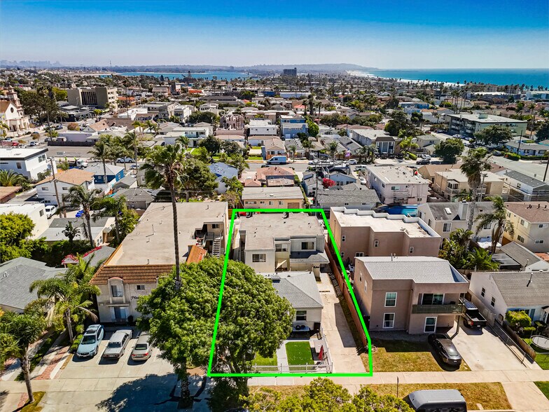 More Photos Of 935 Chalcedony St, San Diego Apartments For Sale