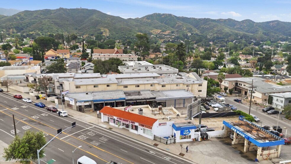 More Photos Of 7780 Foothill Blvd, Tujunga Restaurant For Sale