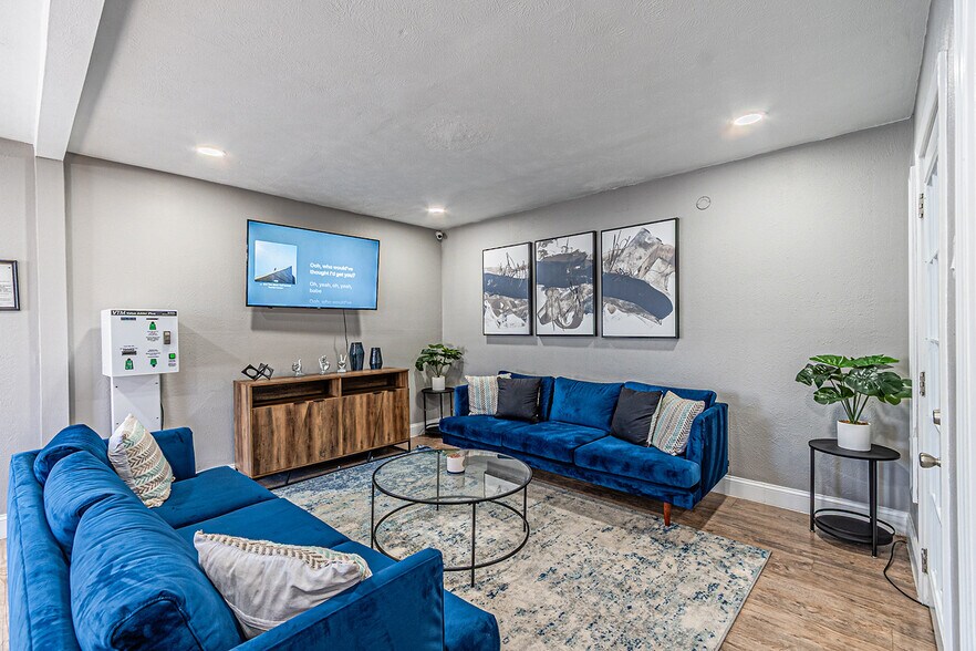 More Photos Of 6625 S Hulen St, Fort Worth Apartments For Sale