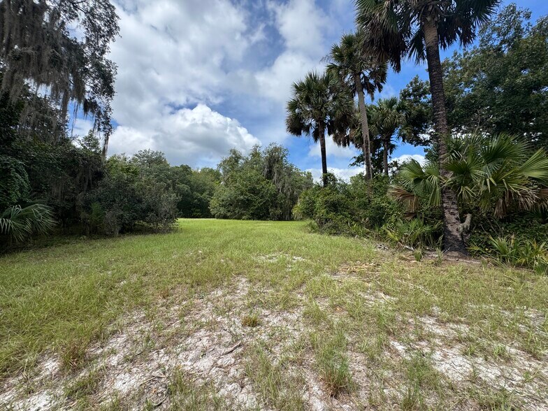 More Photos Of 7707 Holden Park Rd, Hawthorne Land For Sale